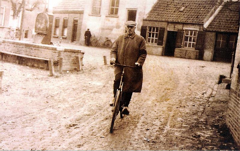 Bas Jongeling in volle vaart op de Kaai Den Bommel
