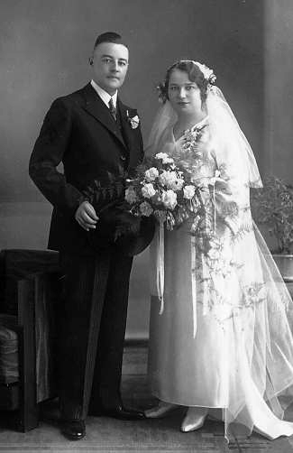 Bruidspaar Abraham Jacob den Engelsman en Jacoba Faas